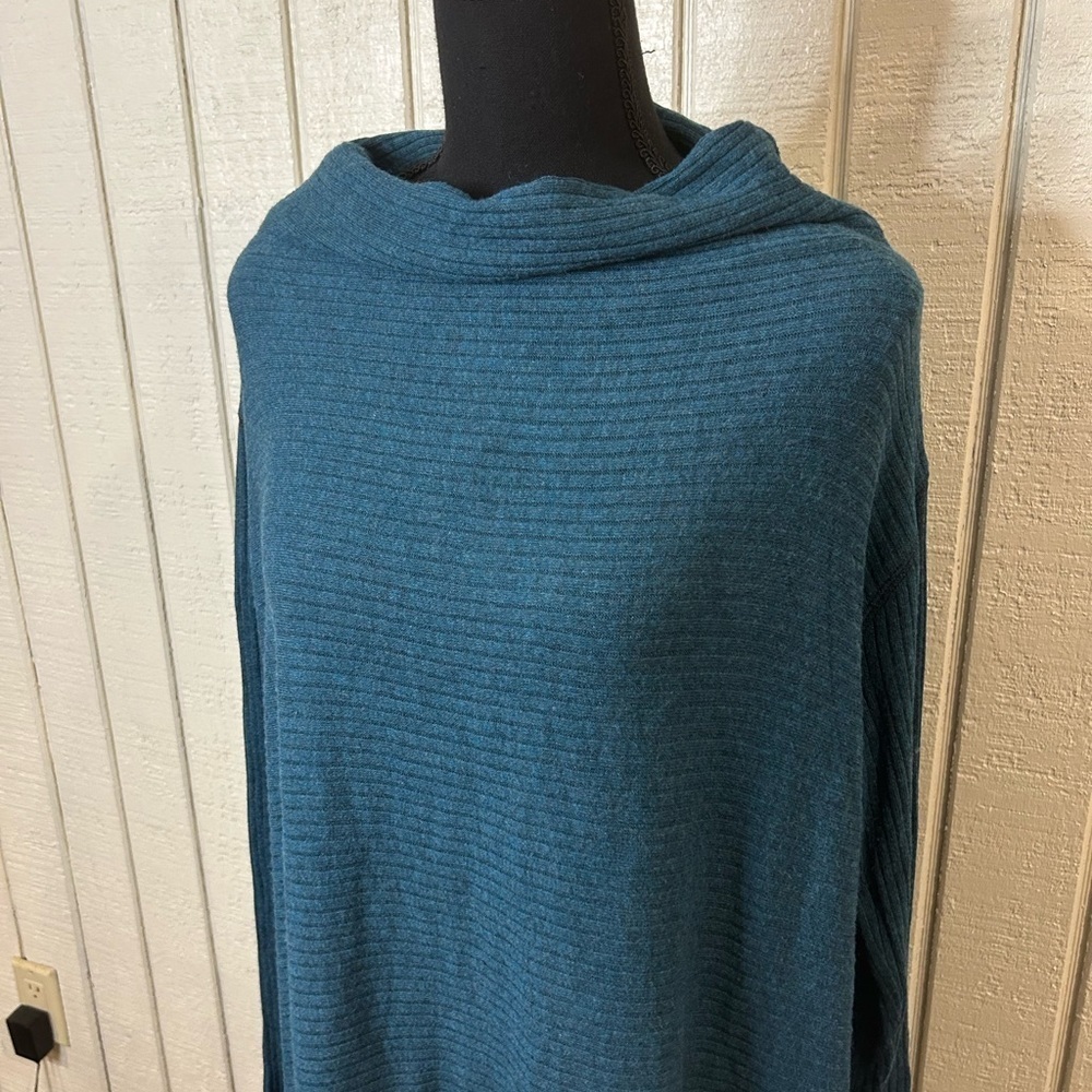 Free People We The Free Lover Rib Thermal Top Sweater, size large. - Picture 3 of 8